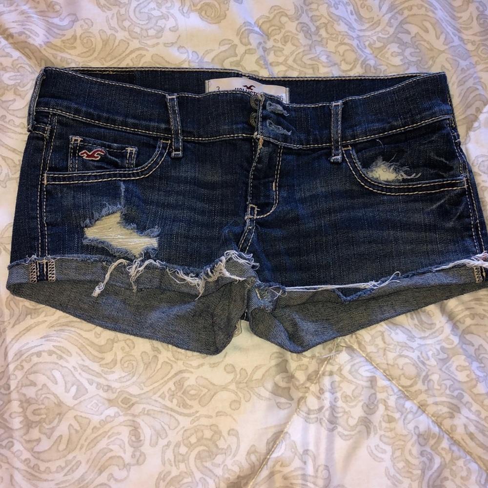 Stretchy jean shorts! Never worn